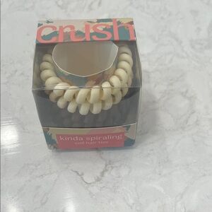 Crush Kinda Spiraling Coil Hair Ties